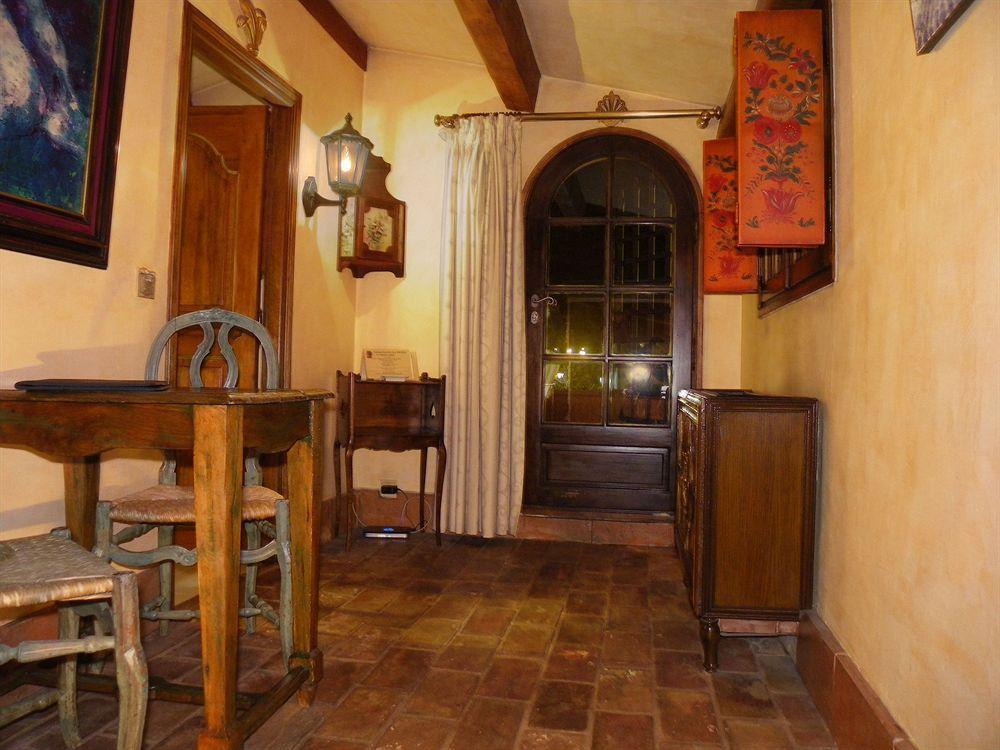 Chateau Hotel La Vignette Haute Auribeau-sur-Siagne Esterno foto